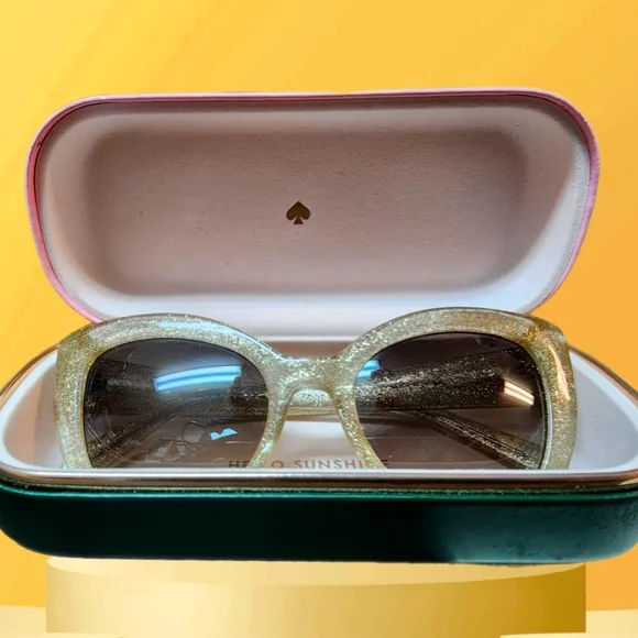 kate spade | Accessories | Kate Spade Labrenda Gold Glitter  display picture 1